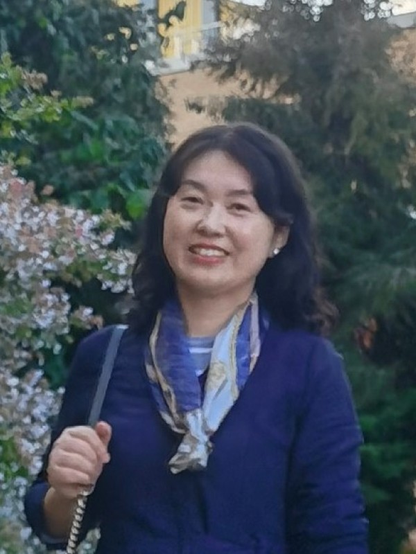 Fengmei Zhu profile image