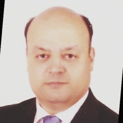 Dr Ayhan Akbas