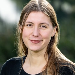Simona Bisiani Profile Picture
