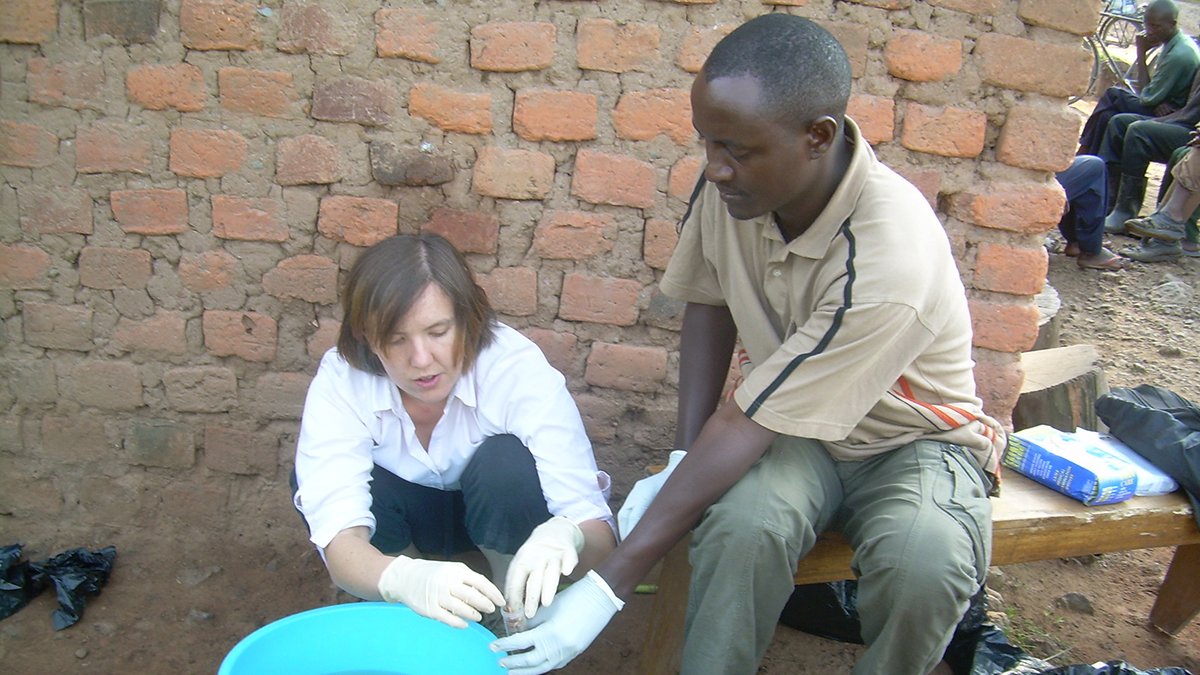 Martha Betson and a member of the ZooTRIP project.