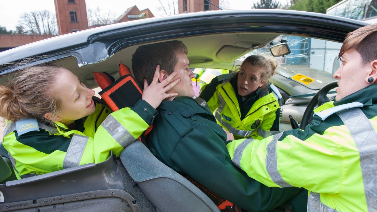 5 reasons to study BSc (Hons) Paramedic Science at Surrey  University