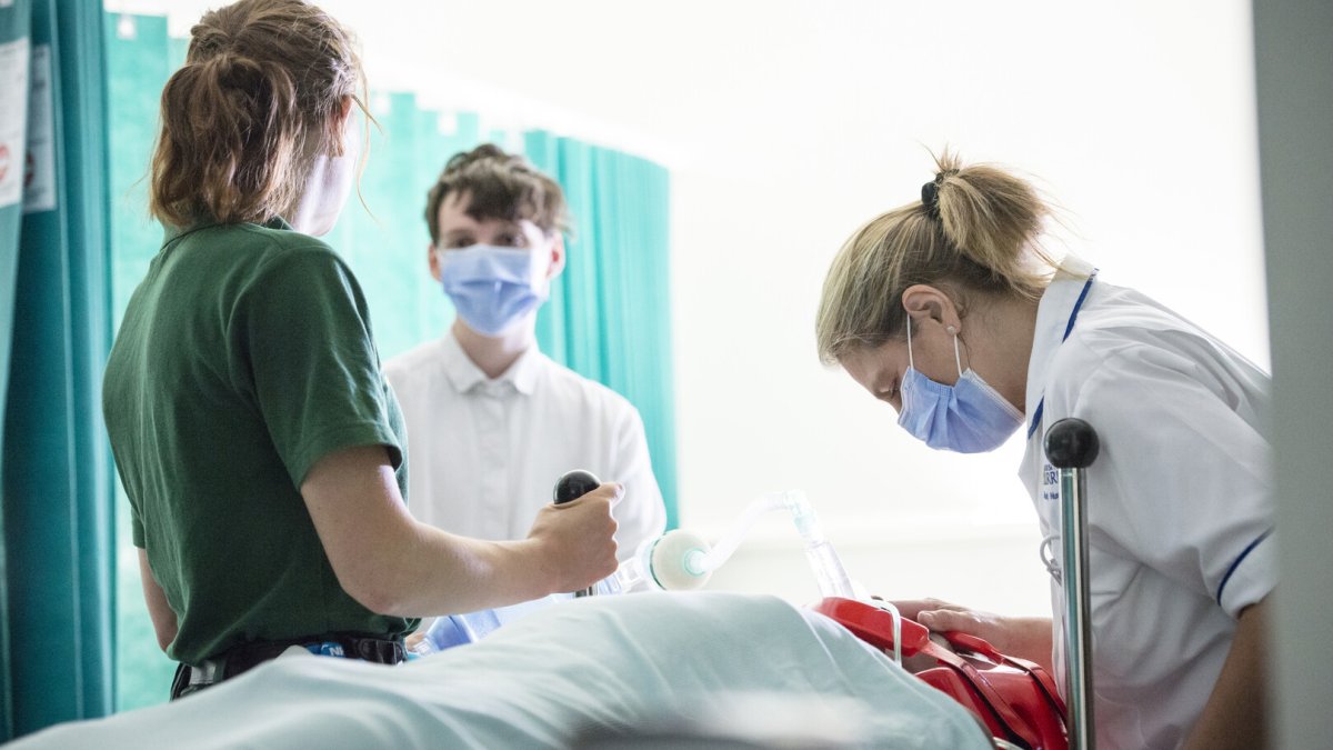 Paramedic and nursing students in Surrey Clinical Simulation Centre